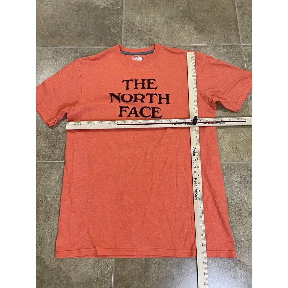 The North Face Mens Sz M Logo T-Shirt Orange Classic Fit Short Sleeve Tee